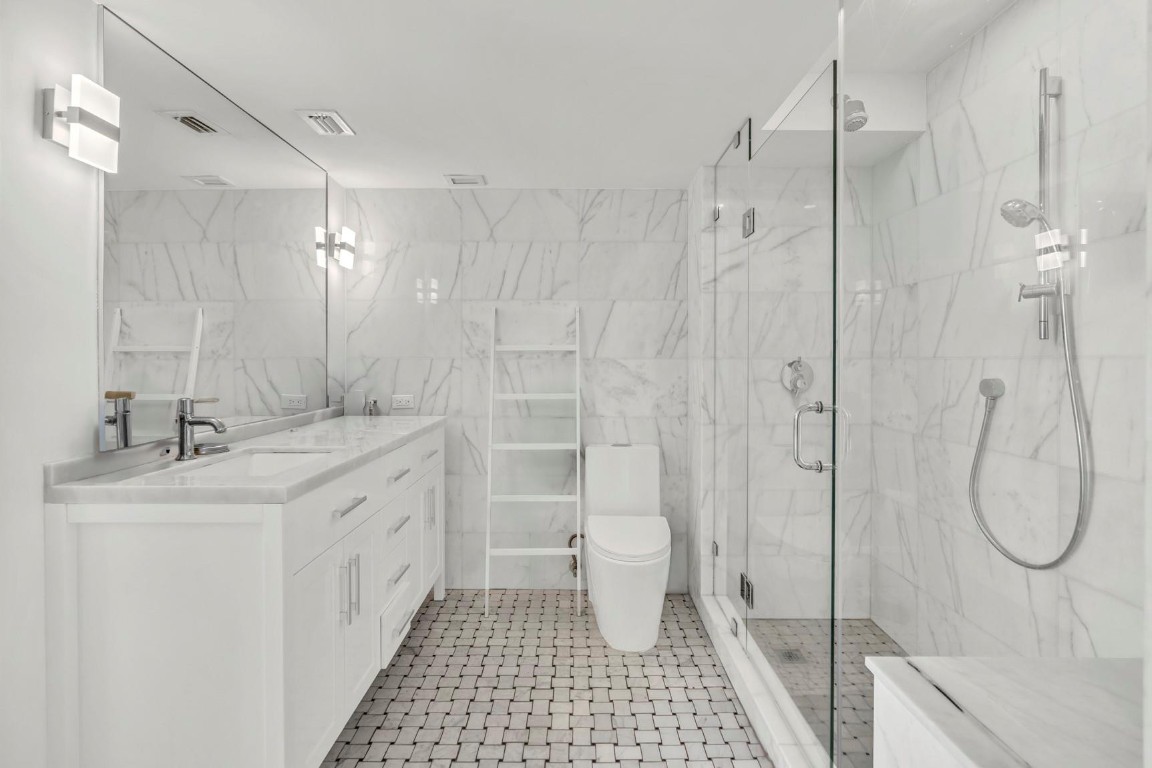 11930 N Bayshore #404, North Miami FL 33181