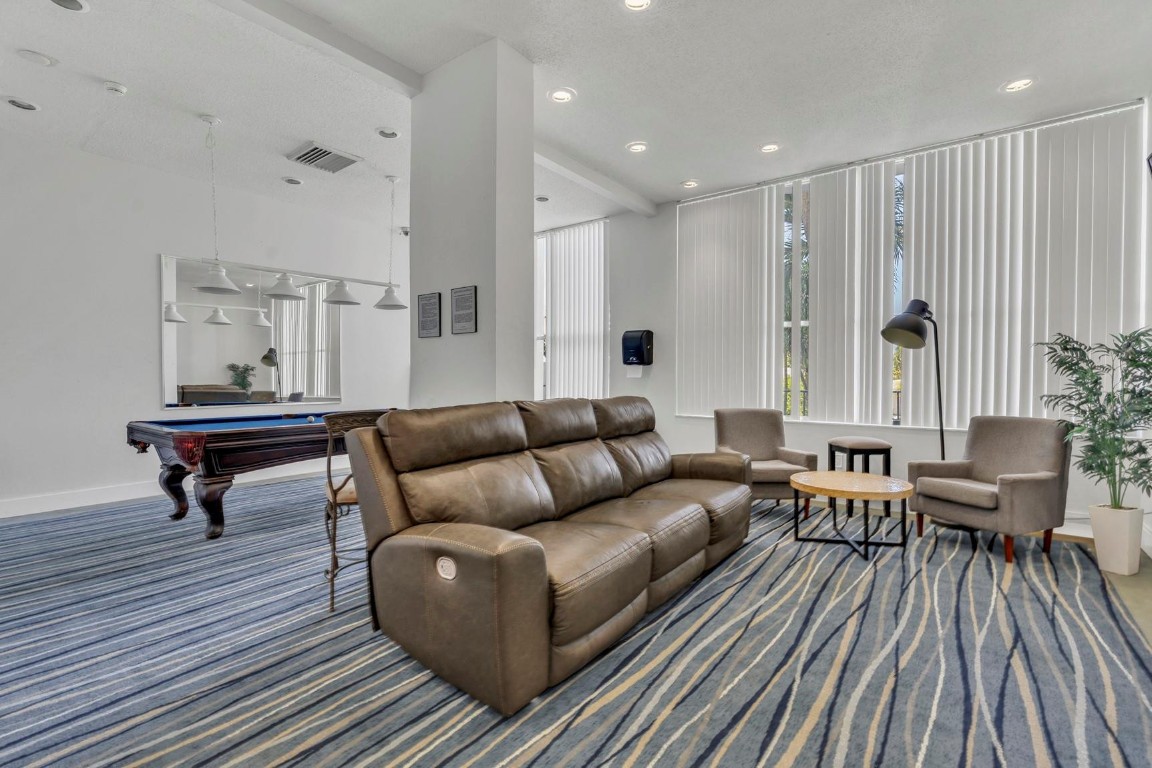 11930 N Bayshore #404, North Miami FL 33181