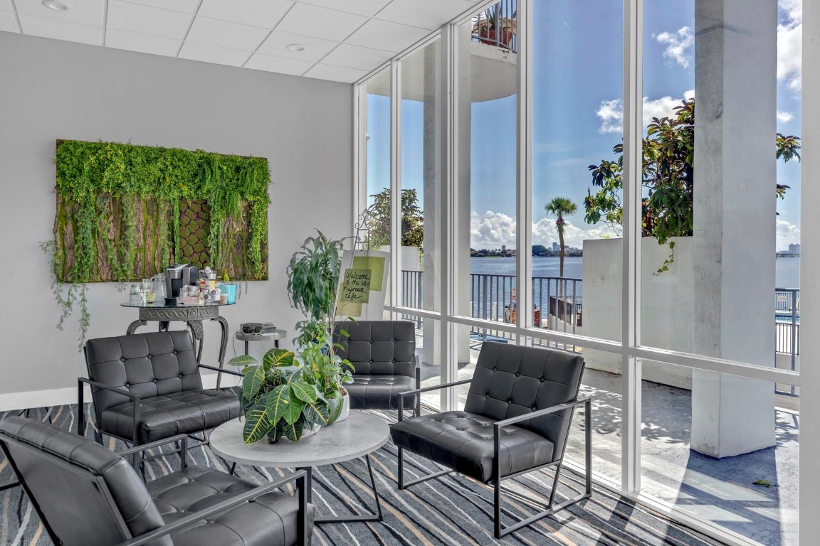 11930 N Bayshore #404, North Miami FL 33181