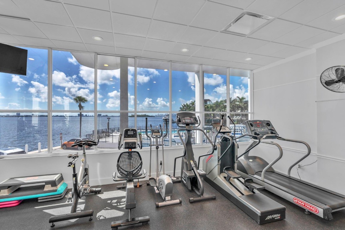 11930 N Bayshore #404, North Miami FL 33181