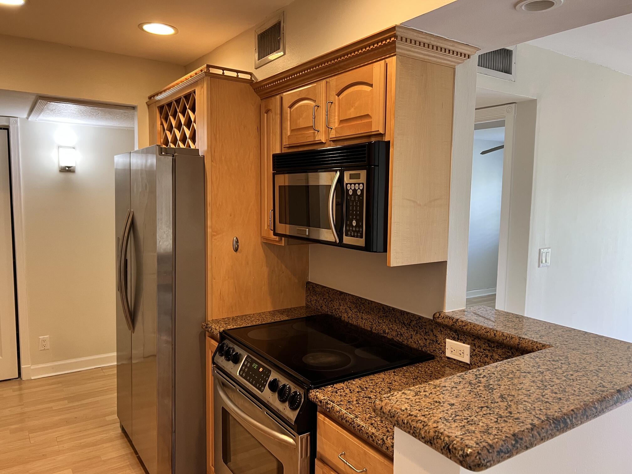 1515 E Broward #305, Fort Lauderdale FL 33301