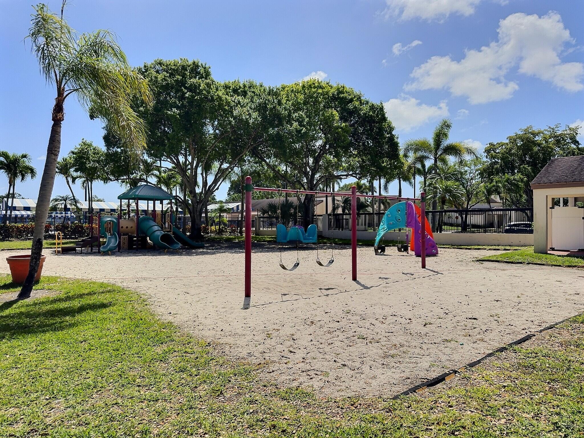 3831 Cocoplum #3592, Coconut Creek FL 33063