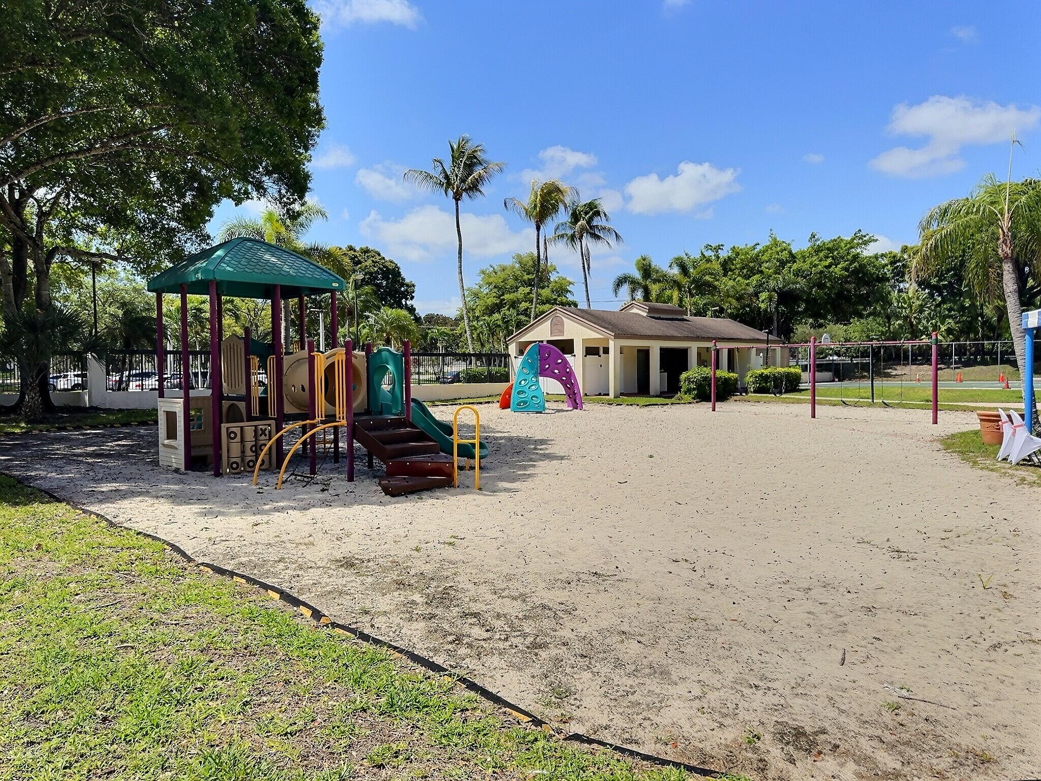 3831 Cocoplum #3592, Coconut Creek FL 33063