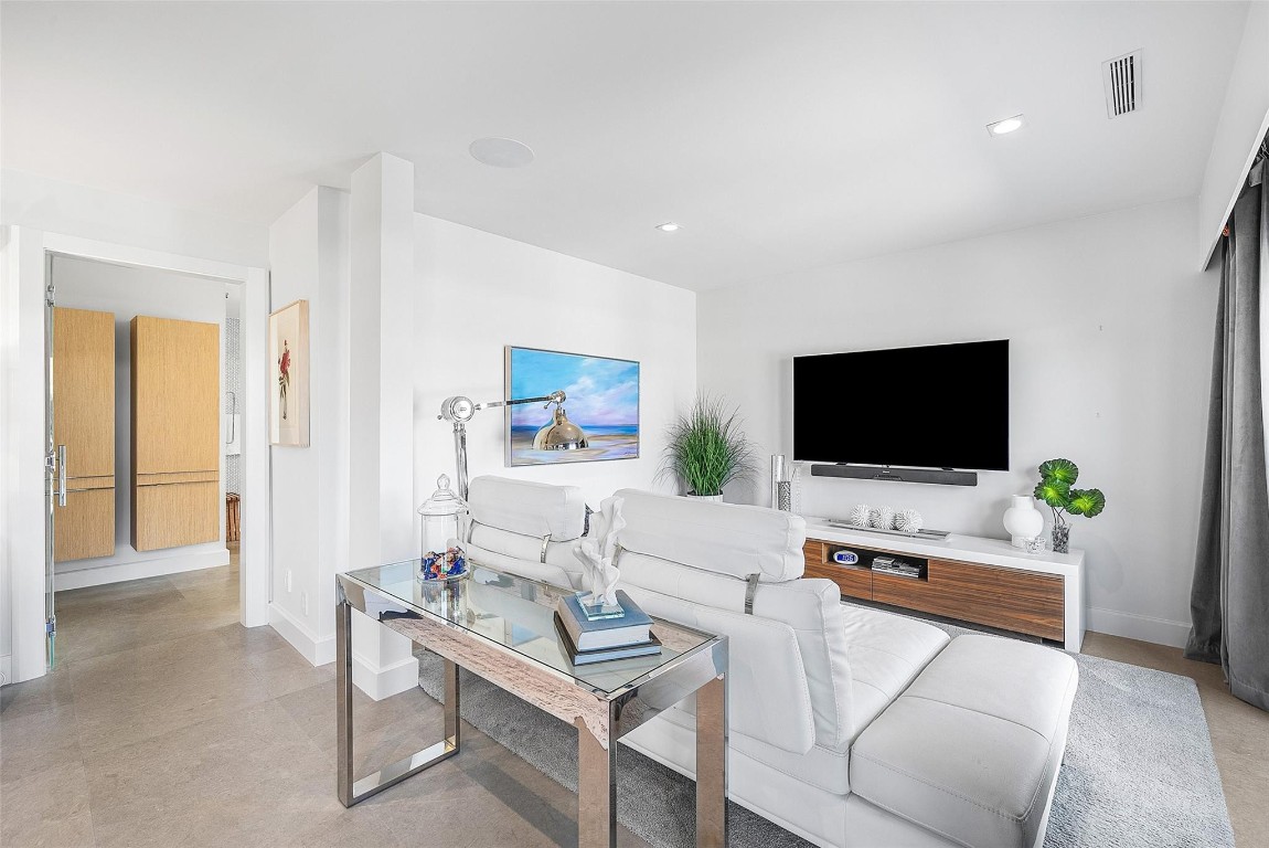 2855 NE 35th, Fort Lauderdale FL 33306