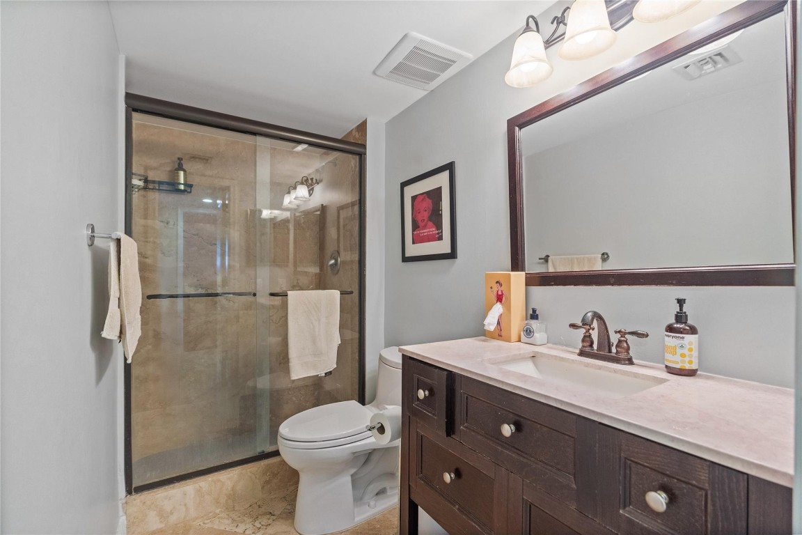 3050 NE 47th #606, Fort Lauderdale FL 33308