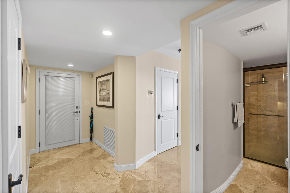 3050 NE 47th #606, Fort Lauderdale FL 33308