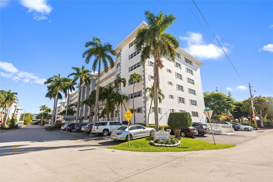3050 NE 47th #606, Fort Lauderdale FL 33308