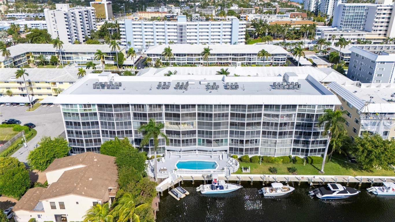 3050 NE 47th #606, Fort Lauderdale FL 33308