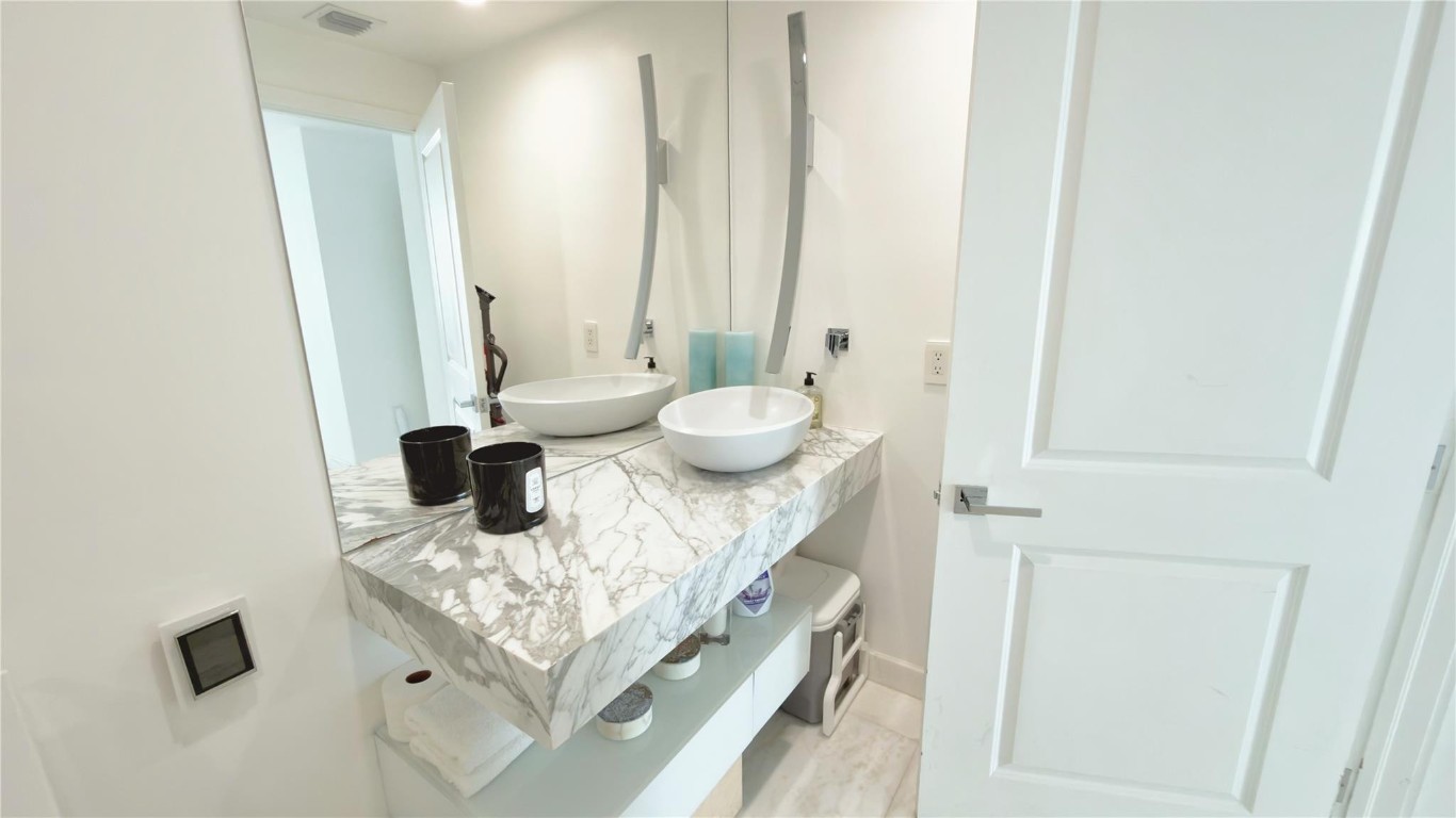 7910 Harbor Island #805, North Bay Village FL 33141