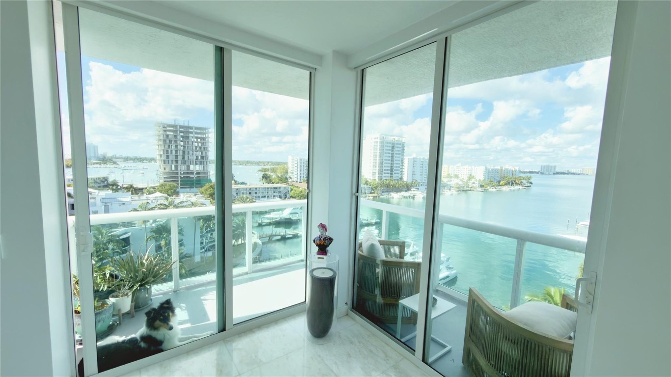 7910 Harbor Island #805, North Bay Village FL 33141