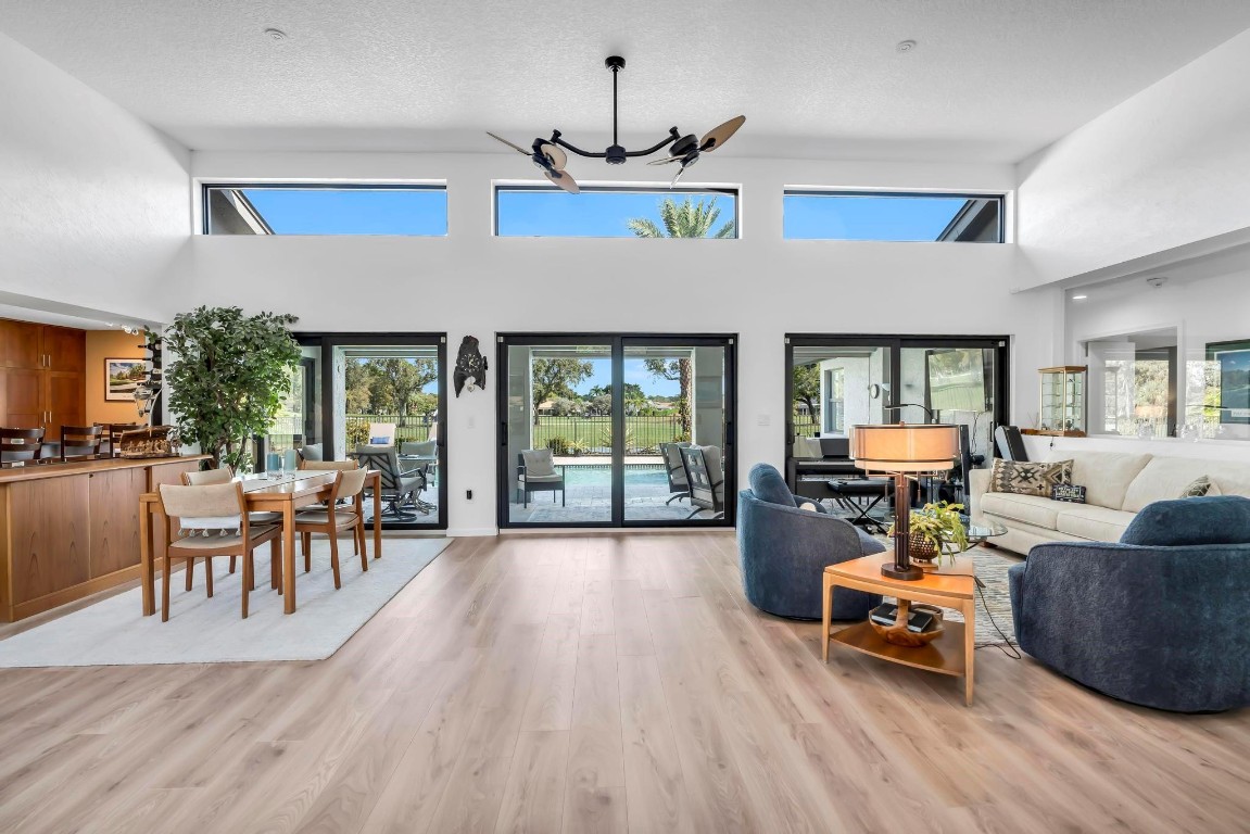 10851 Boca Woods, Boca Raton FL 33428