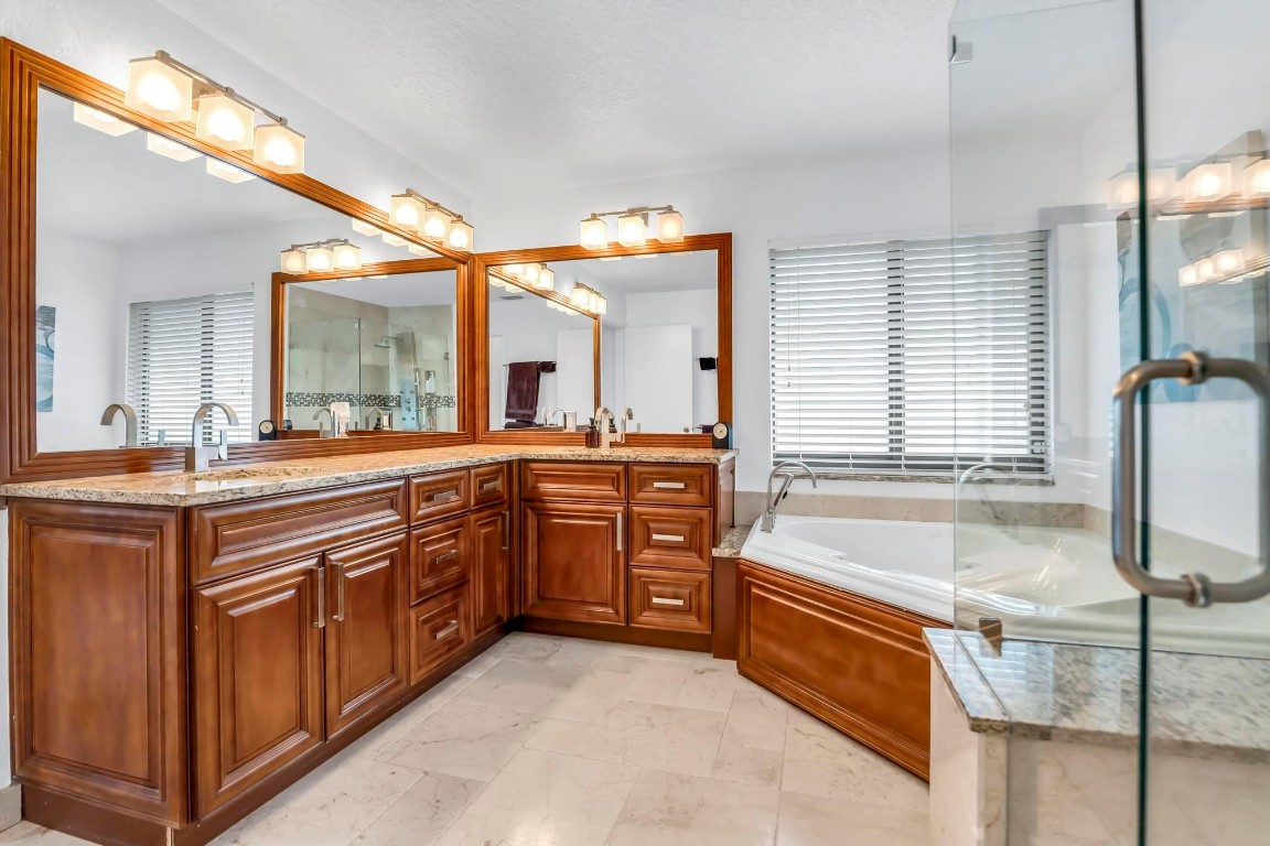 10851 Boca Woods, Boca Raton FL 33428