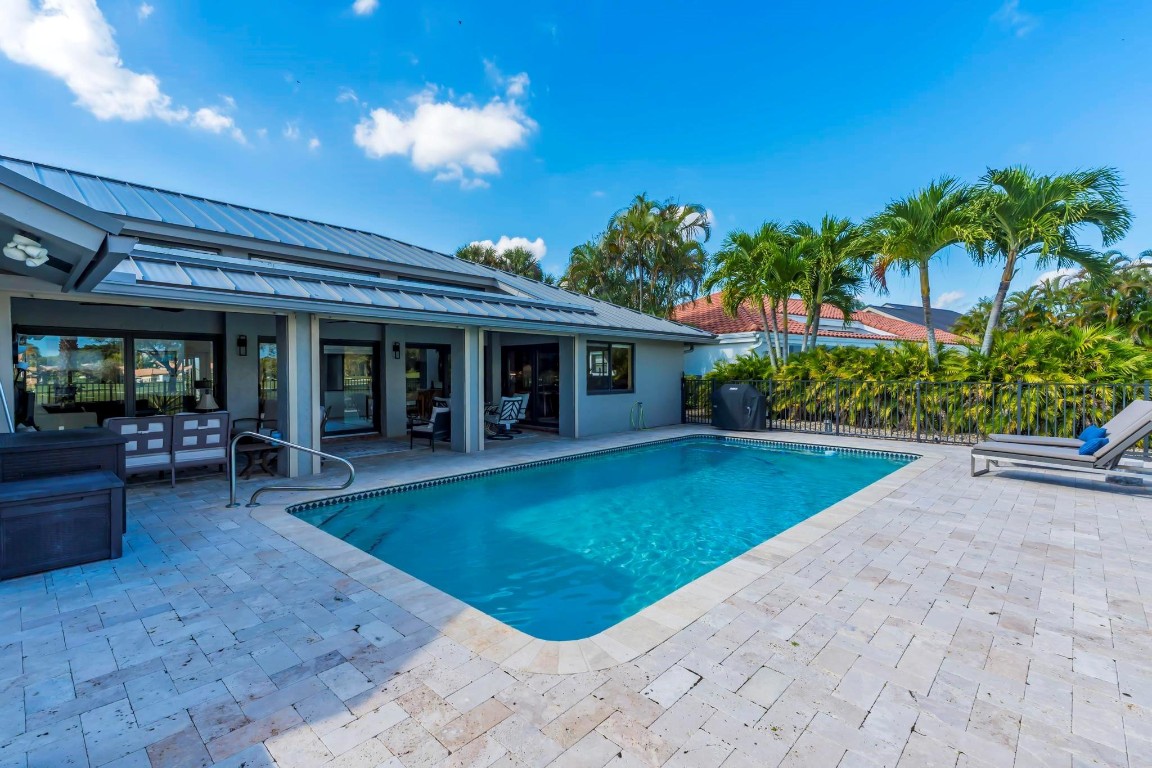 10851 Boca Woods, Boca Raton FL 33428