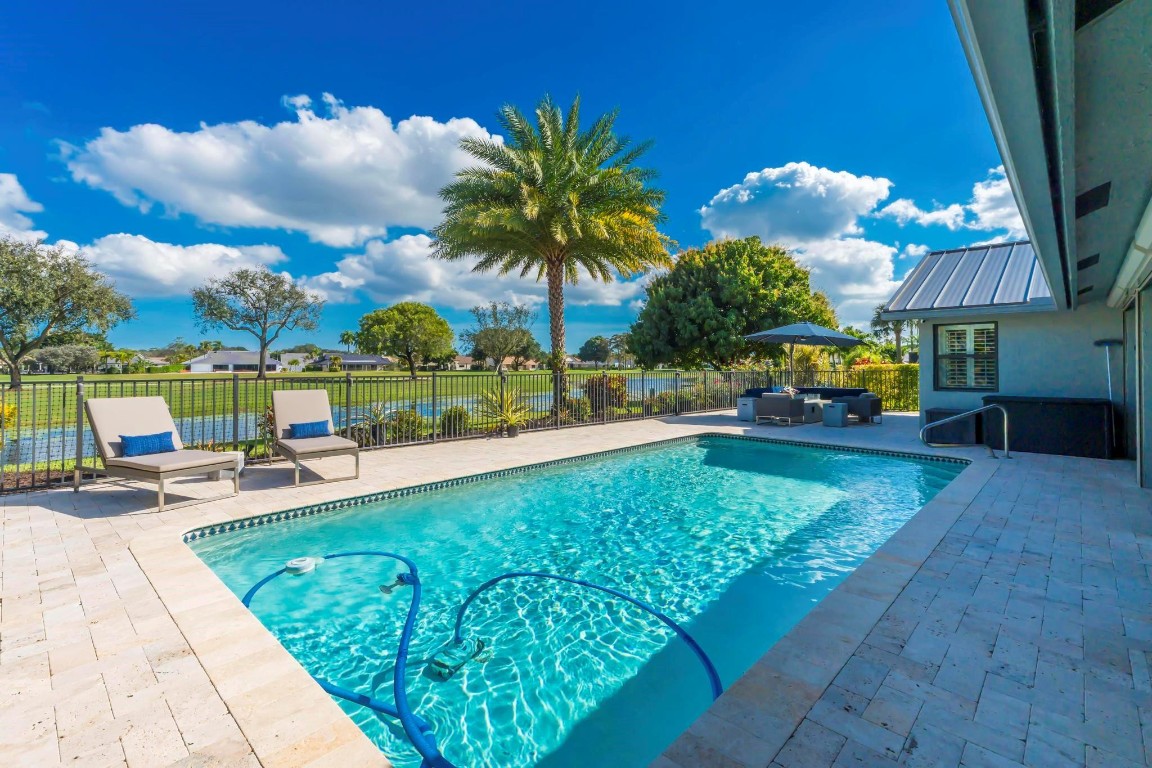 10851 Boca Woods, Boca Raton FL 33428