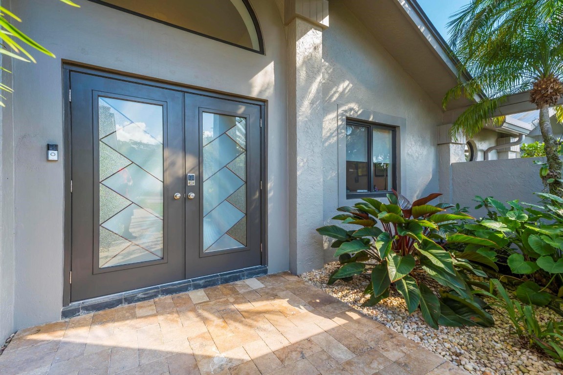 10851 Boca Woods, Boca Raton FL 33428