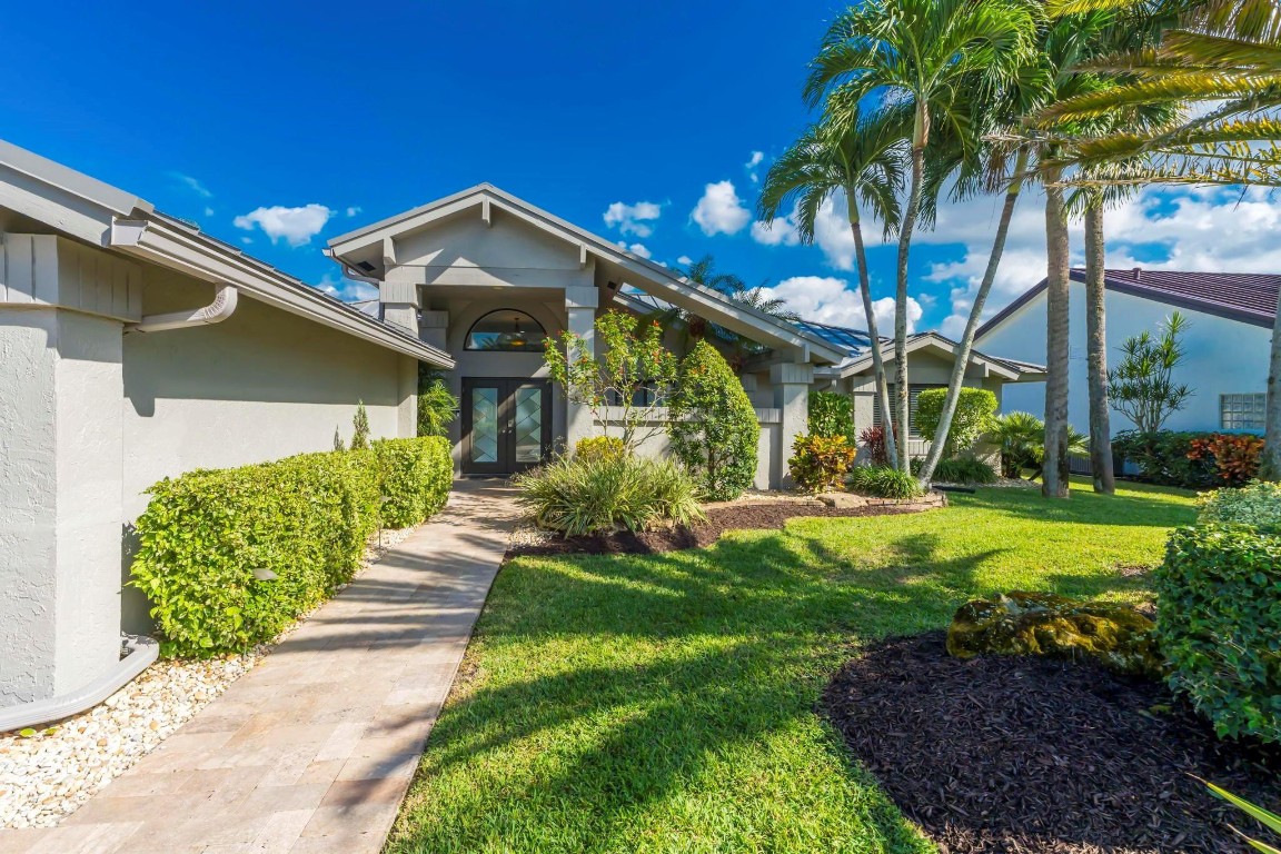 10851 Boca Woods, Boca Raton FL 33428
