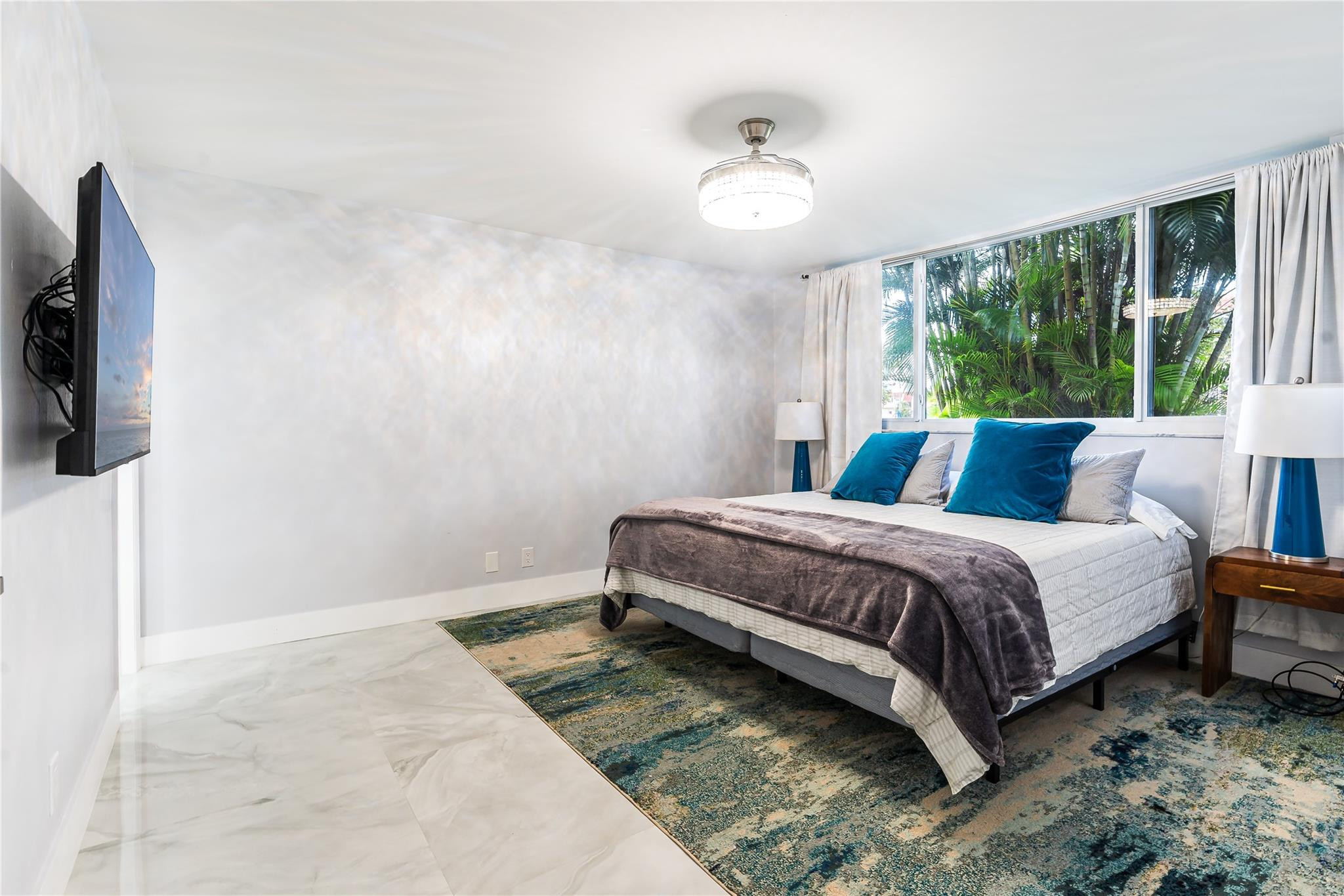 9523 S Hollybrook Lake #102, Pembroke Pines FL 33025