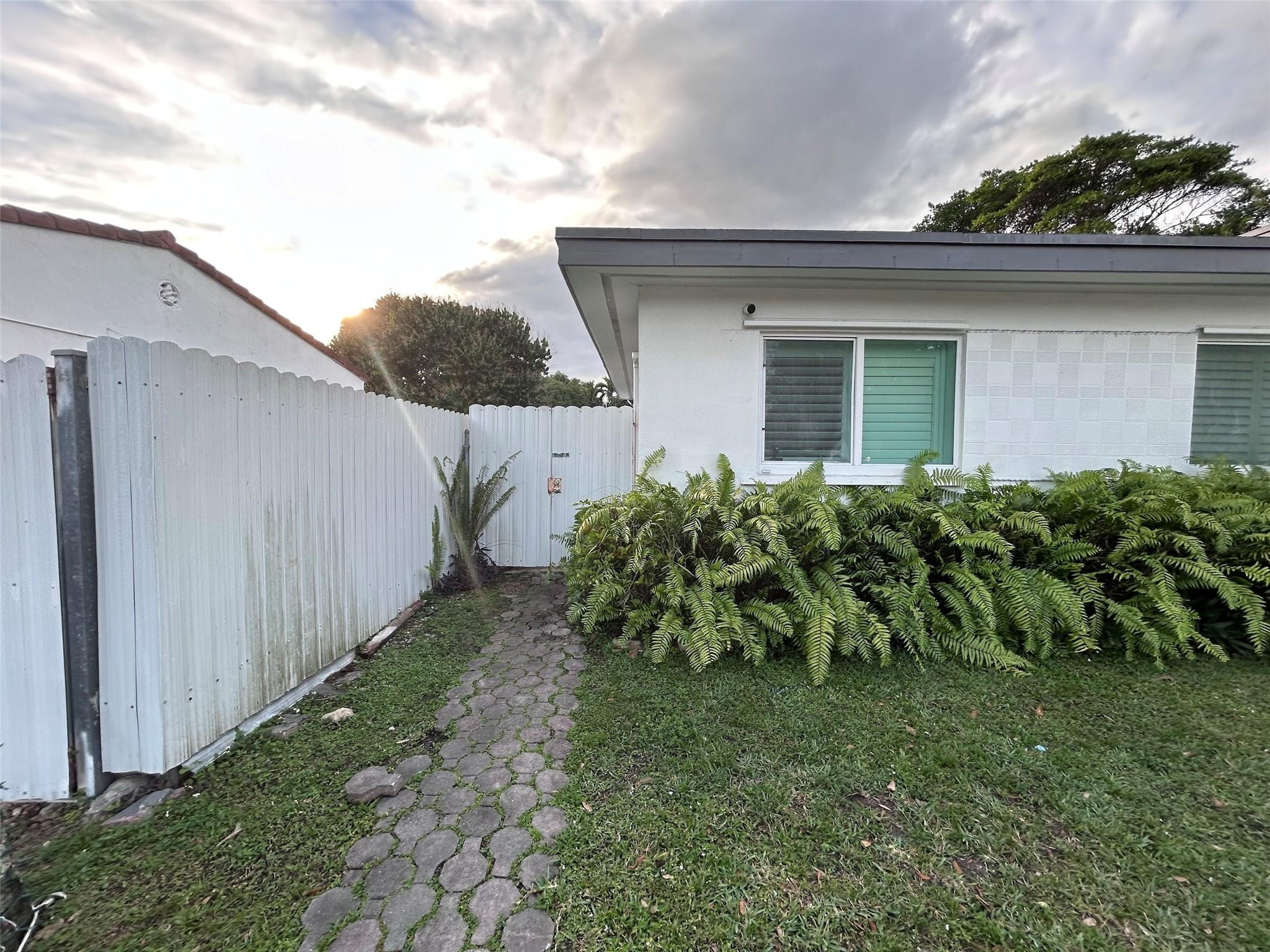 510 SW 39th, Coral Gables FL 33134
