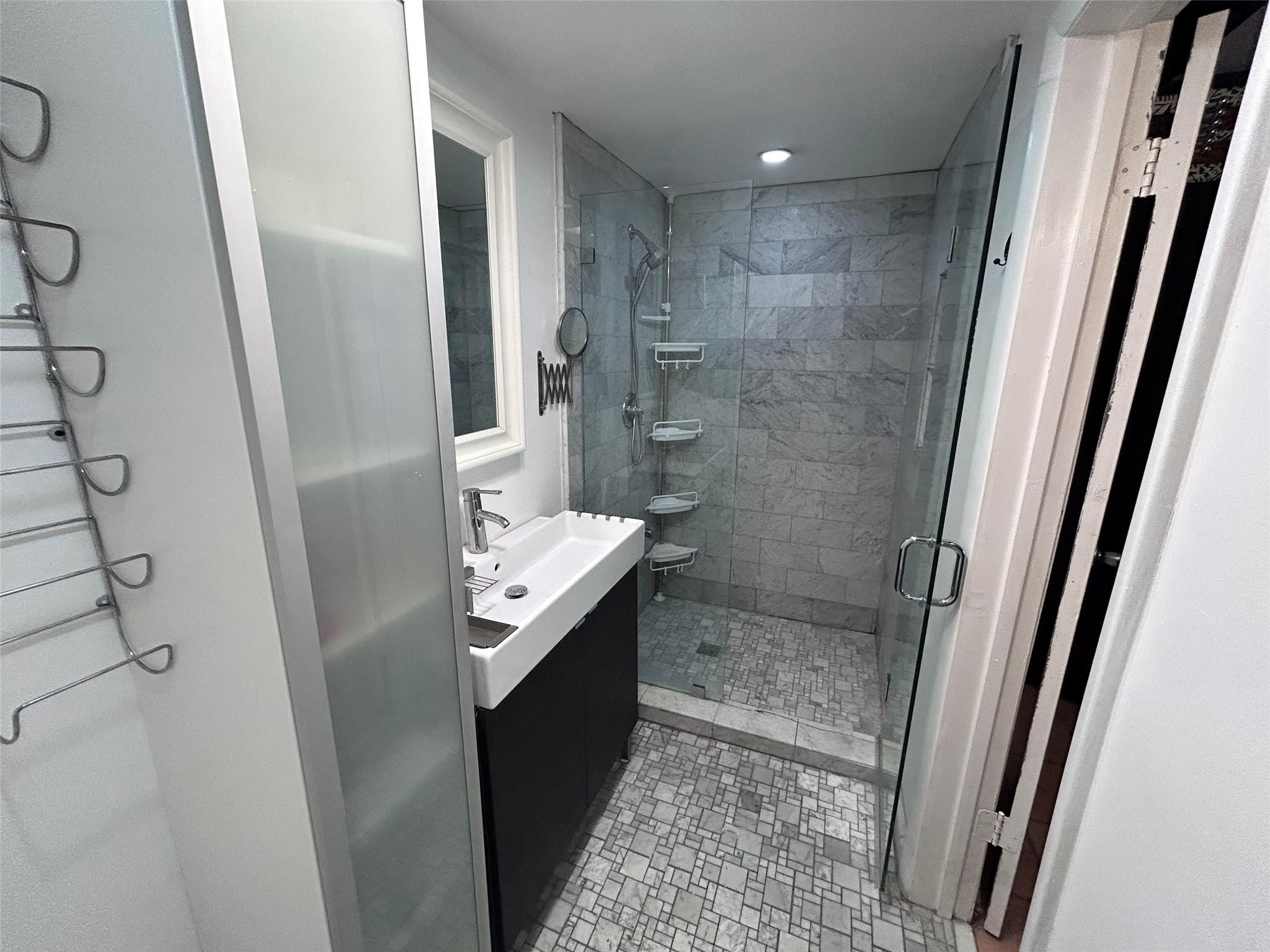 510 SW 39th, Coral Gables FL 33134