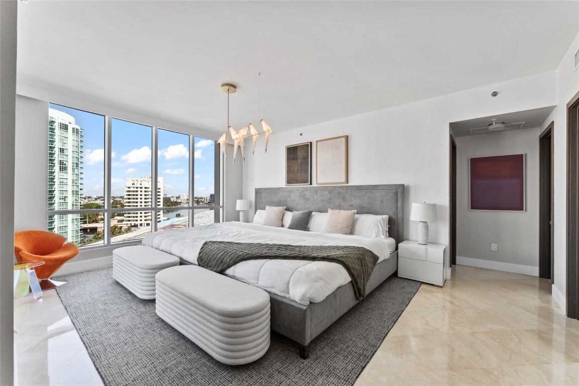 5959 Collins #1201, Miami Beach FL 33140