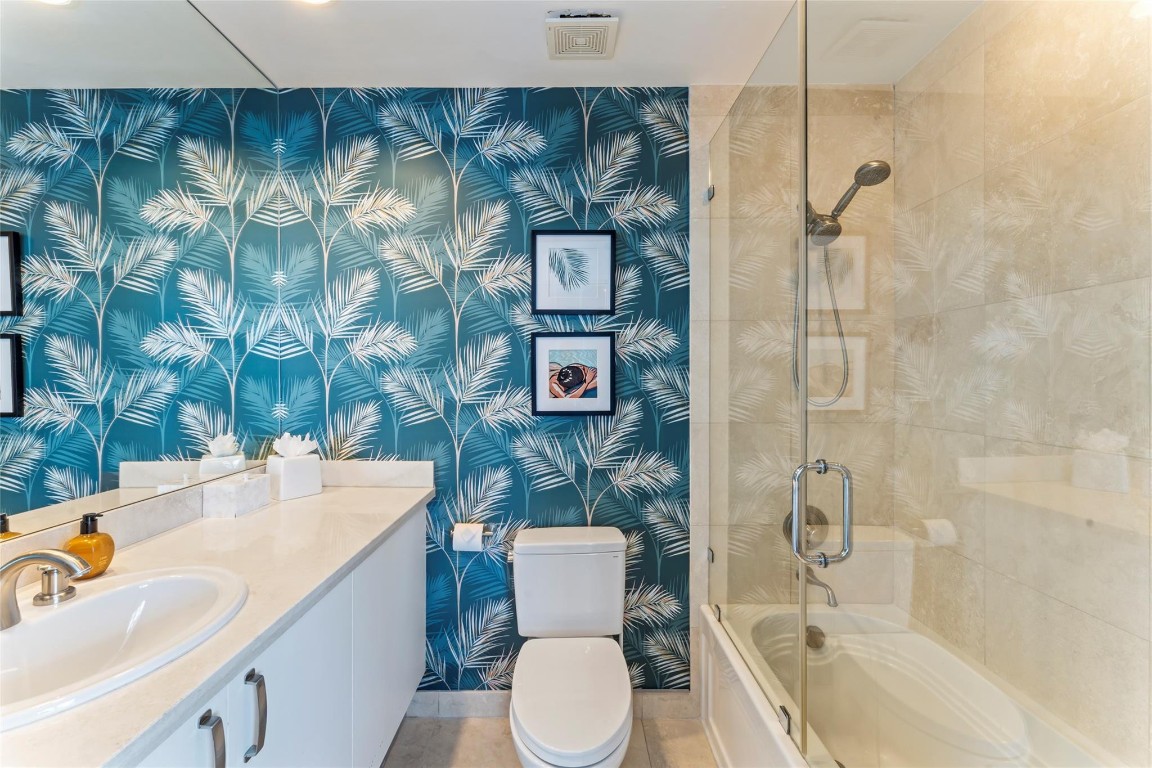 5959 Collins #1201, Miami Beach FL 33140