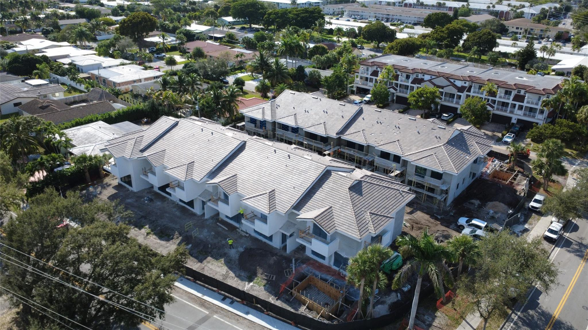 3861 23 #C-1, Lighthouse Point FL 33064