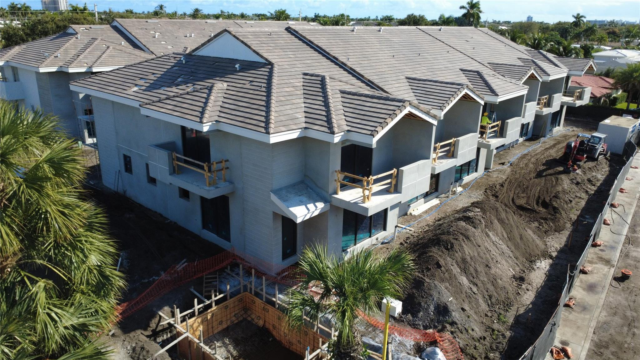 3861 23 #C-1, Lighthouse Point FL 33064