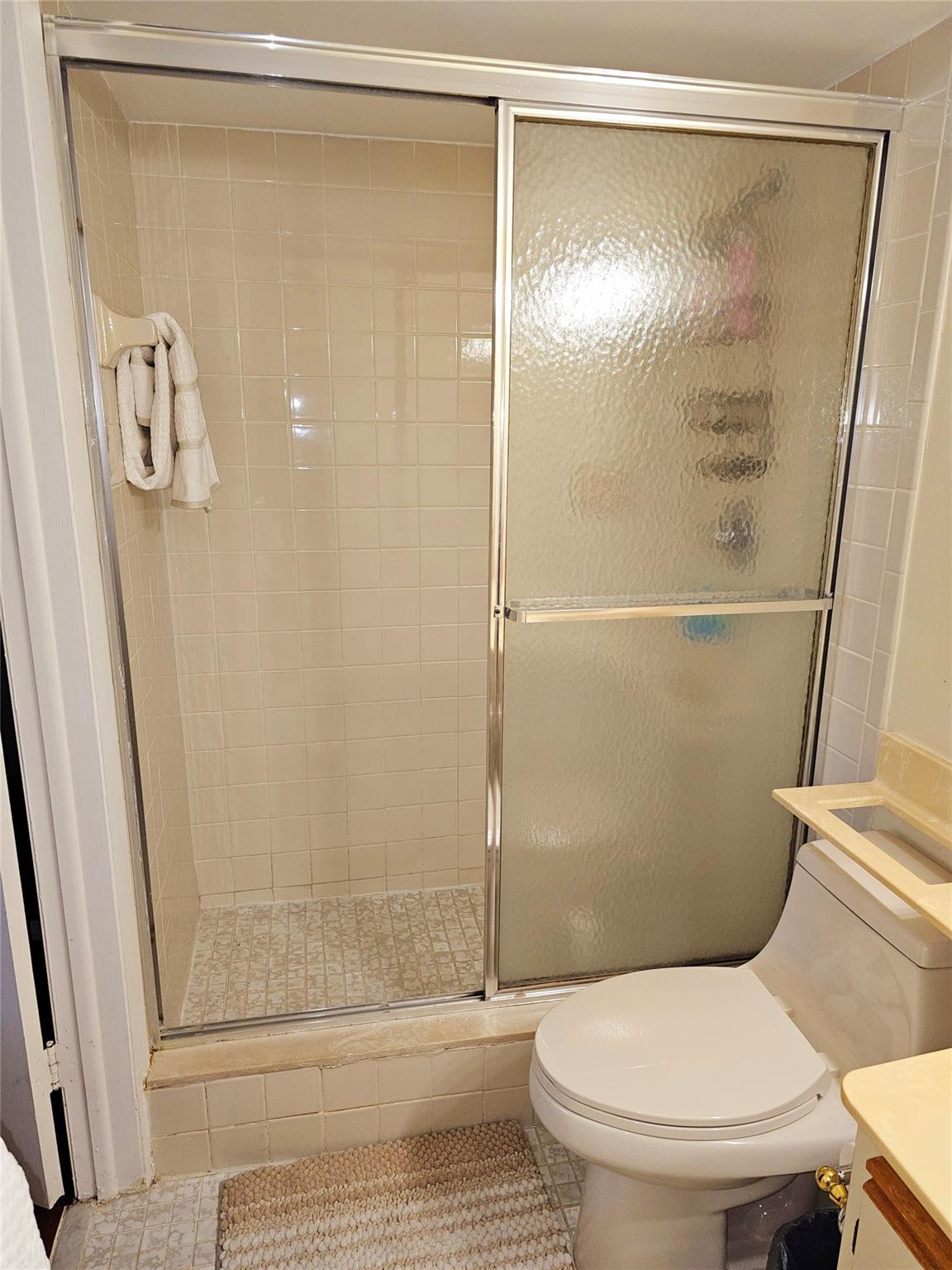 121 SE 3rd #106, Dania Beach FL 33004