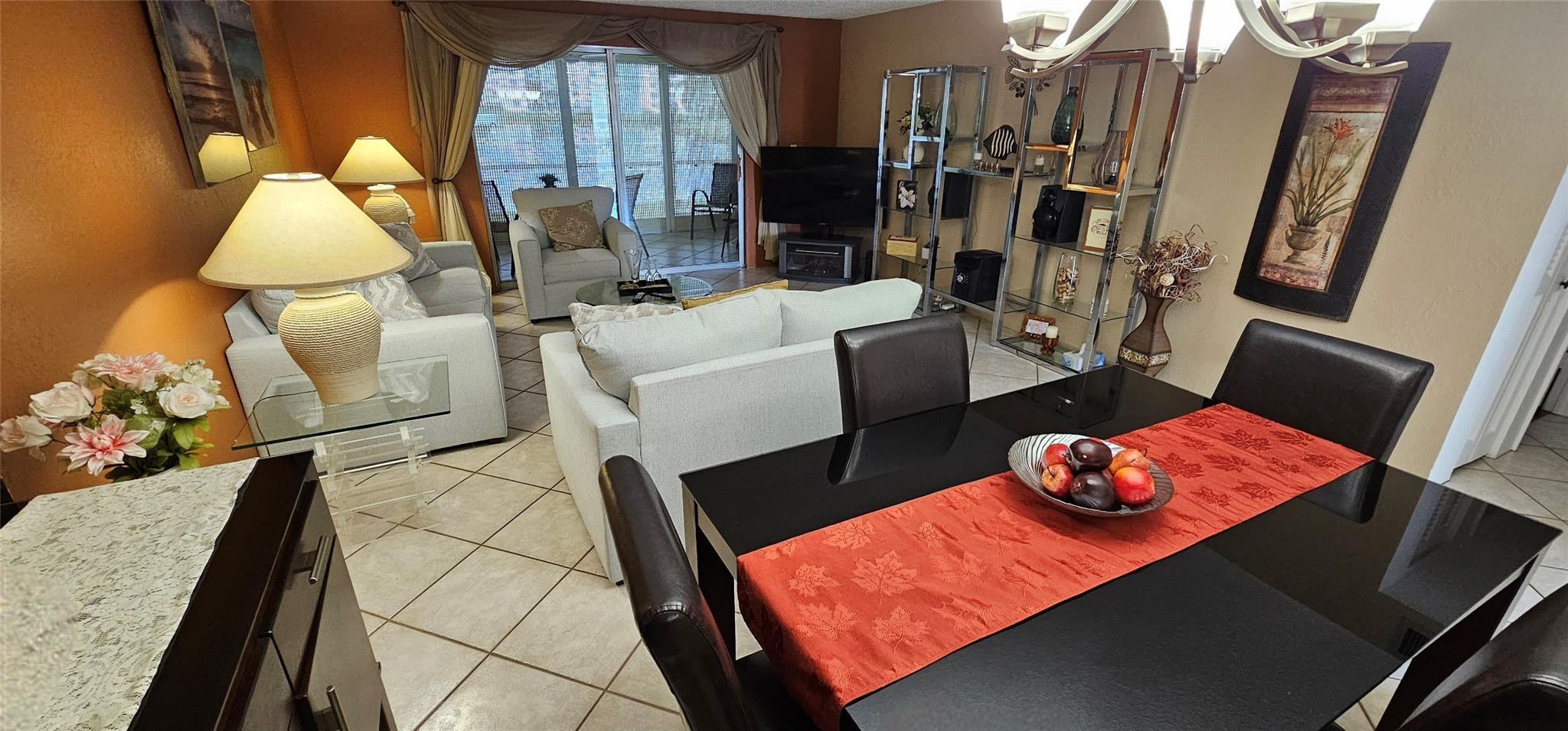 121 SE 3rd #106, Dania Beach FL 33004