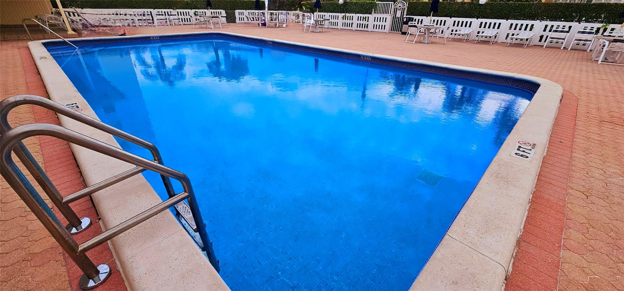 121 SE 3rd #106, Dania Beach FL 33004