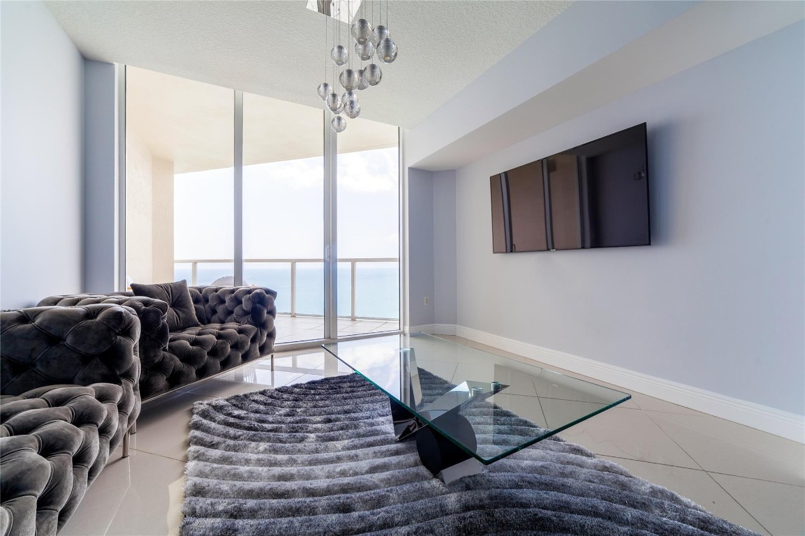 16699 Collins #4201, Sunny Isles Beach FL 33160