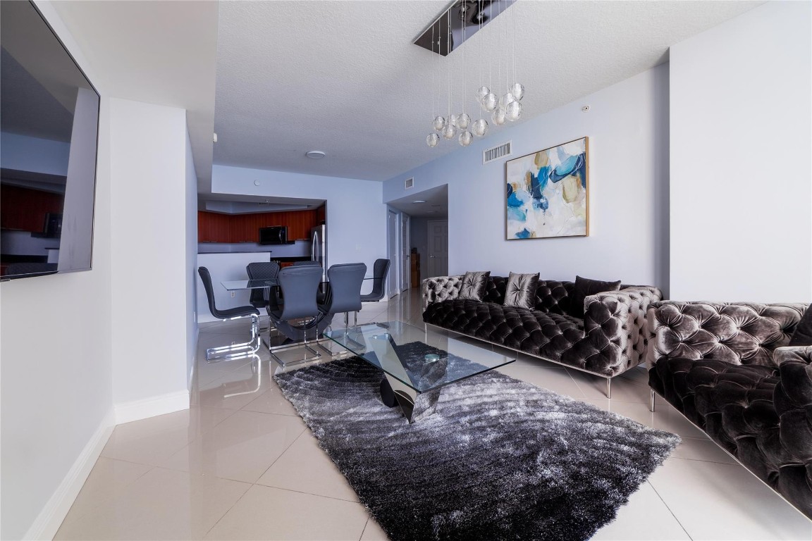 16699 Collins #4201, Sunny Isles Beach FL 33160