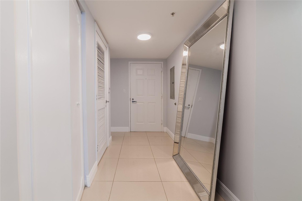 16699 Collins #4201, Sunny Isles Beach FL 33160