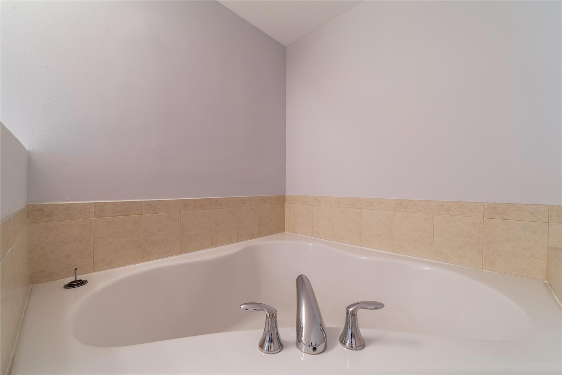 16699 Collins #4201, Sunny Isles Beach FL 33160