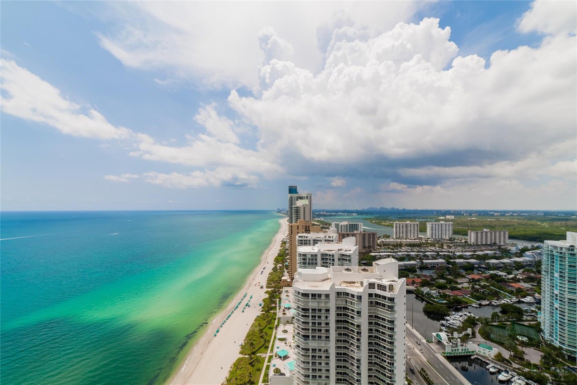 16699 Collins #4201, Sunny Isles Beach FL 33160