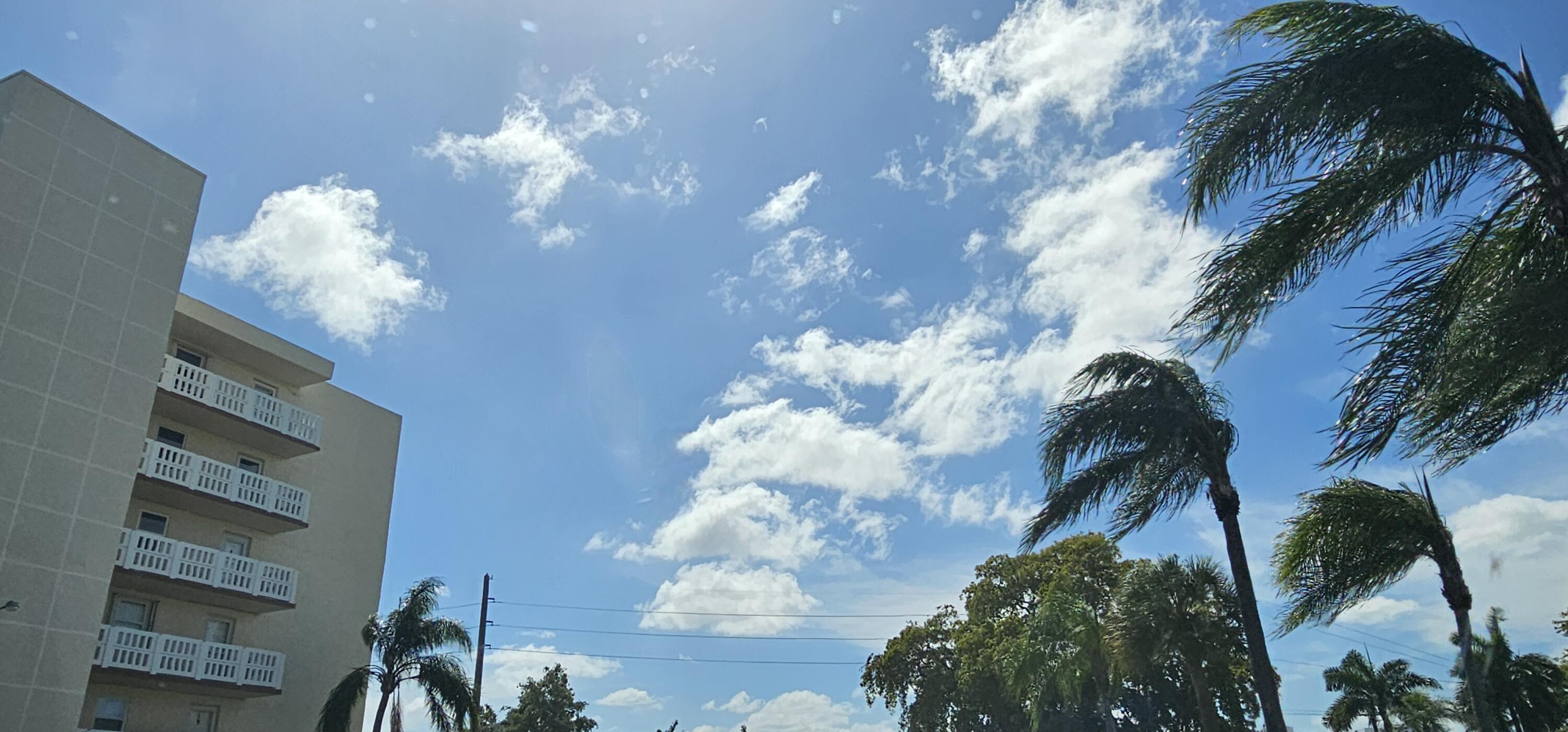 121 SE 3rd #106, Dania Beach FL 33004