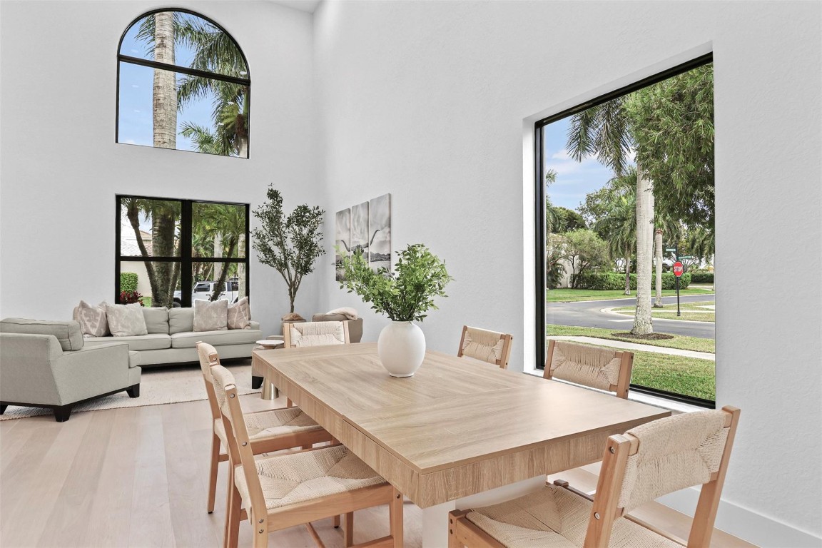 21300 Waycross, Boca Raton FL 33428