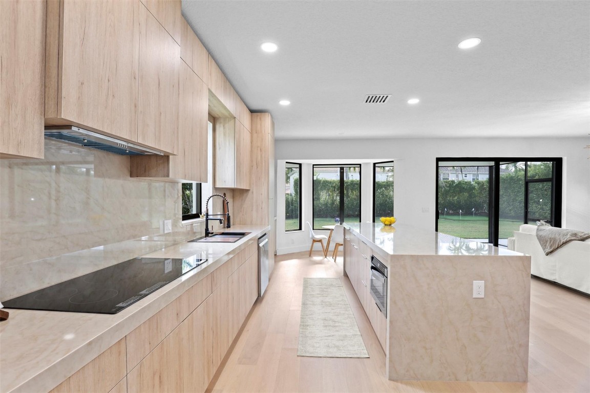 21300 Waycross, Boca Raton FL 33428