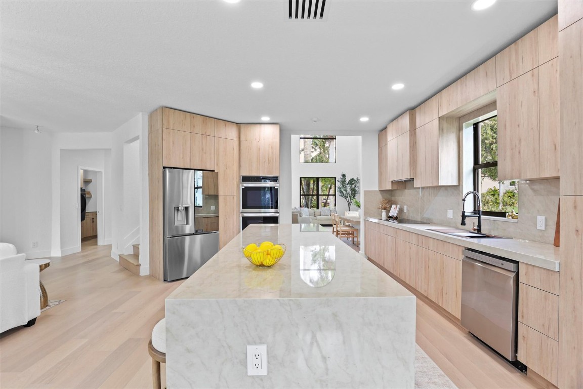 21300 Waycross, Boca Raton FL 33428
