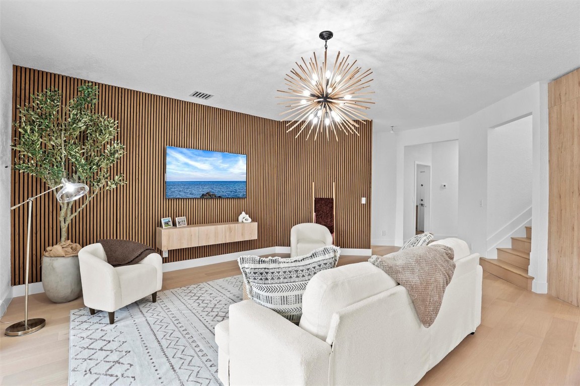 21300 Waycross, Boca Raton FL 33428