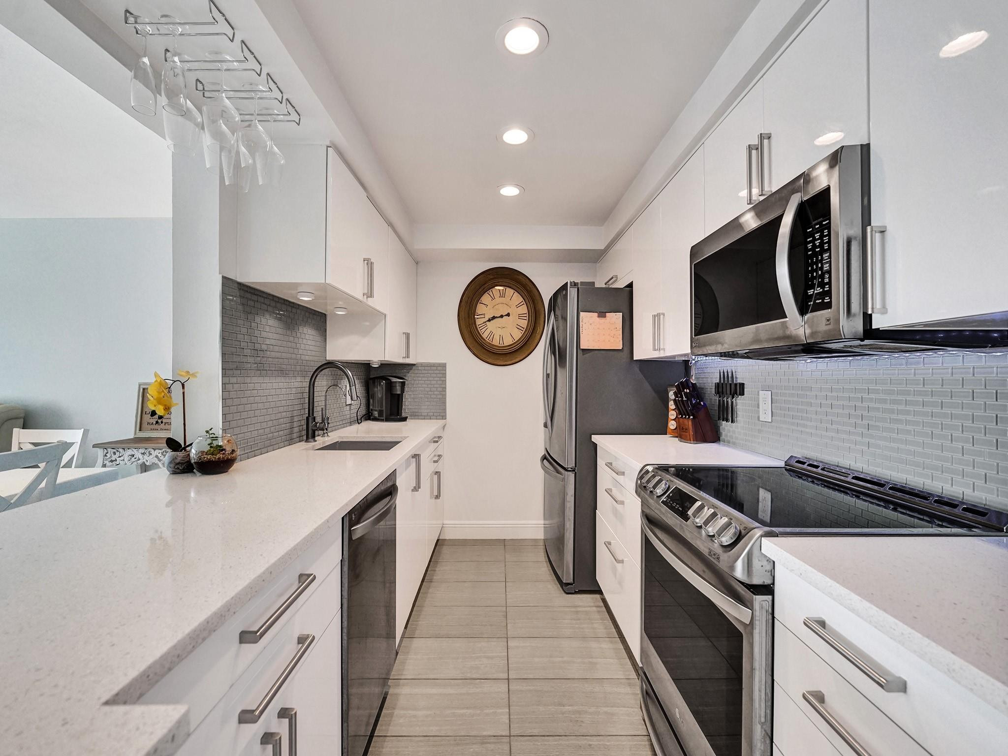 1101 River Reach #205, Fort Lauderdale FL 33315