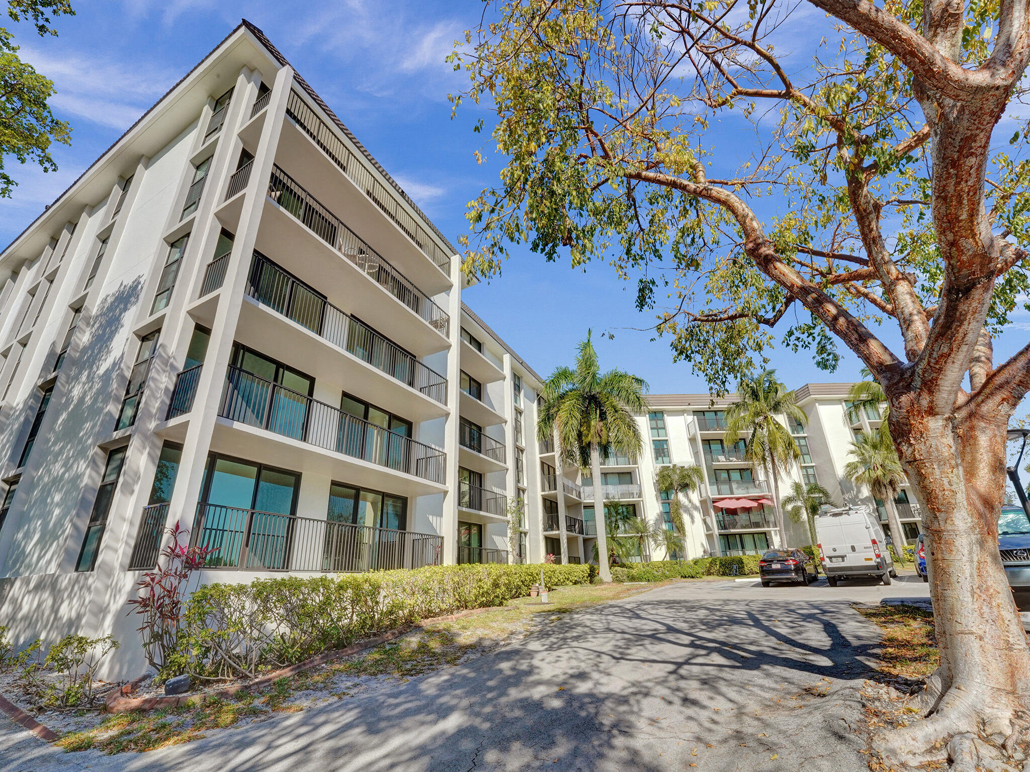 1101 River Reach #205, Fort Lauderdale FL 33315