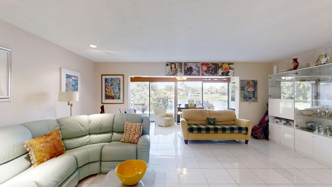 8460 Casa Del Lago #E, Boca Raton FL 33433
