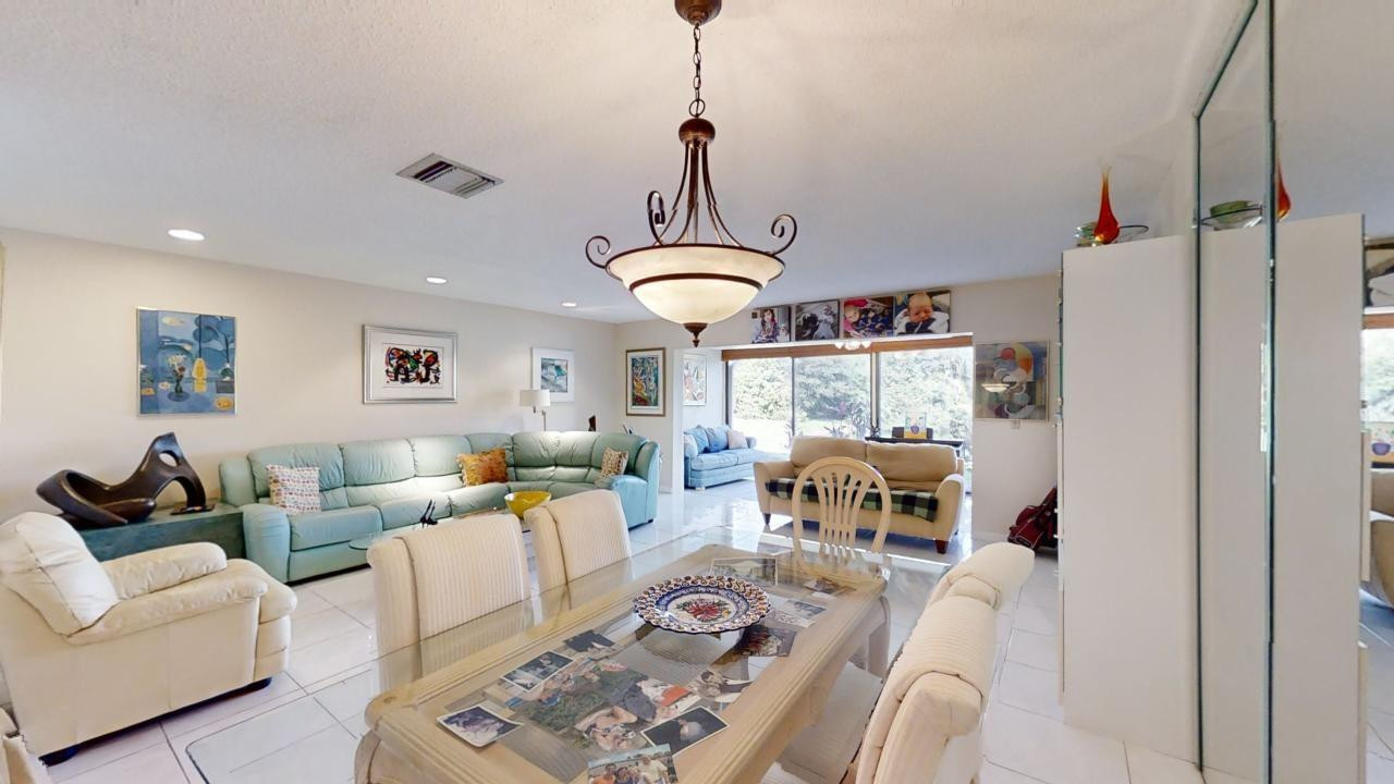 8460 Casa Del Lago #E, Boca Raton FL 33433