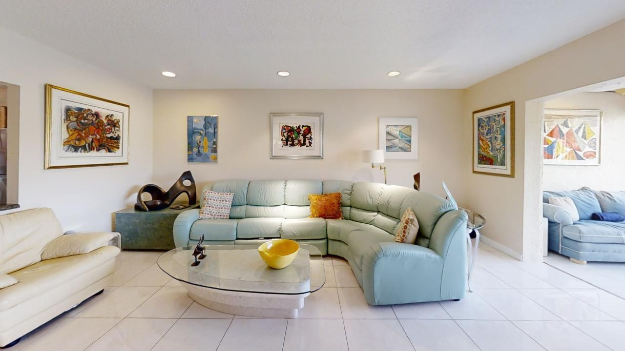 8460 Casa Del Lago #E, Boca Raton FL 33433