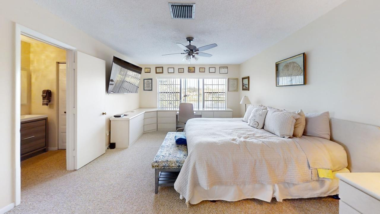 8460 Casa Del Lago #E, Boca Raton FL 33433
