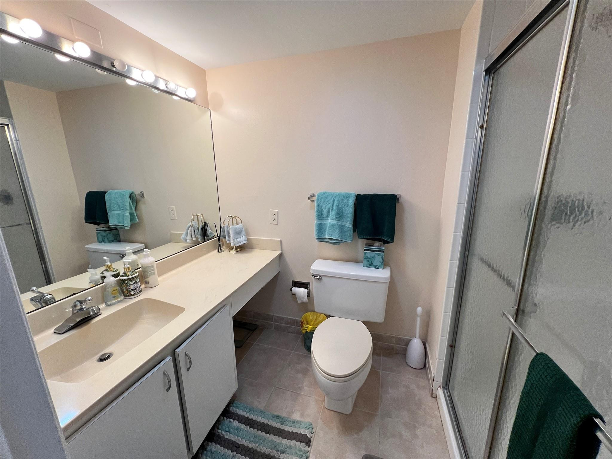 8460 Casa Del Lago #E, Boca Raton FL 33433