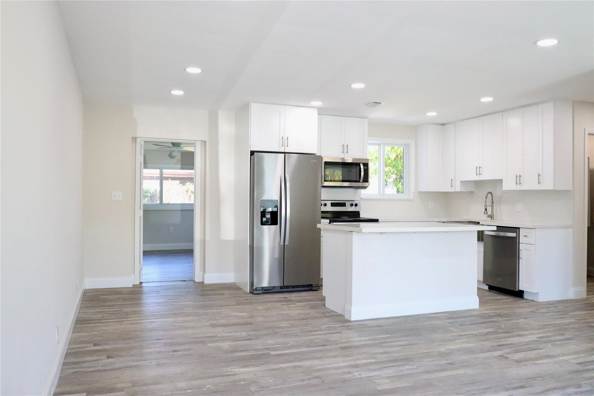 6861 SW 18, North Lauderdale FL 33068