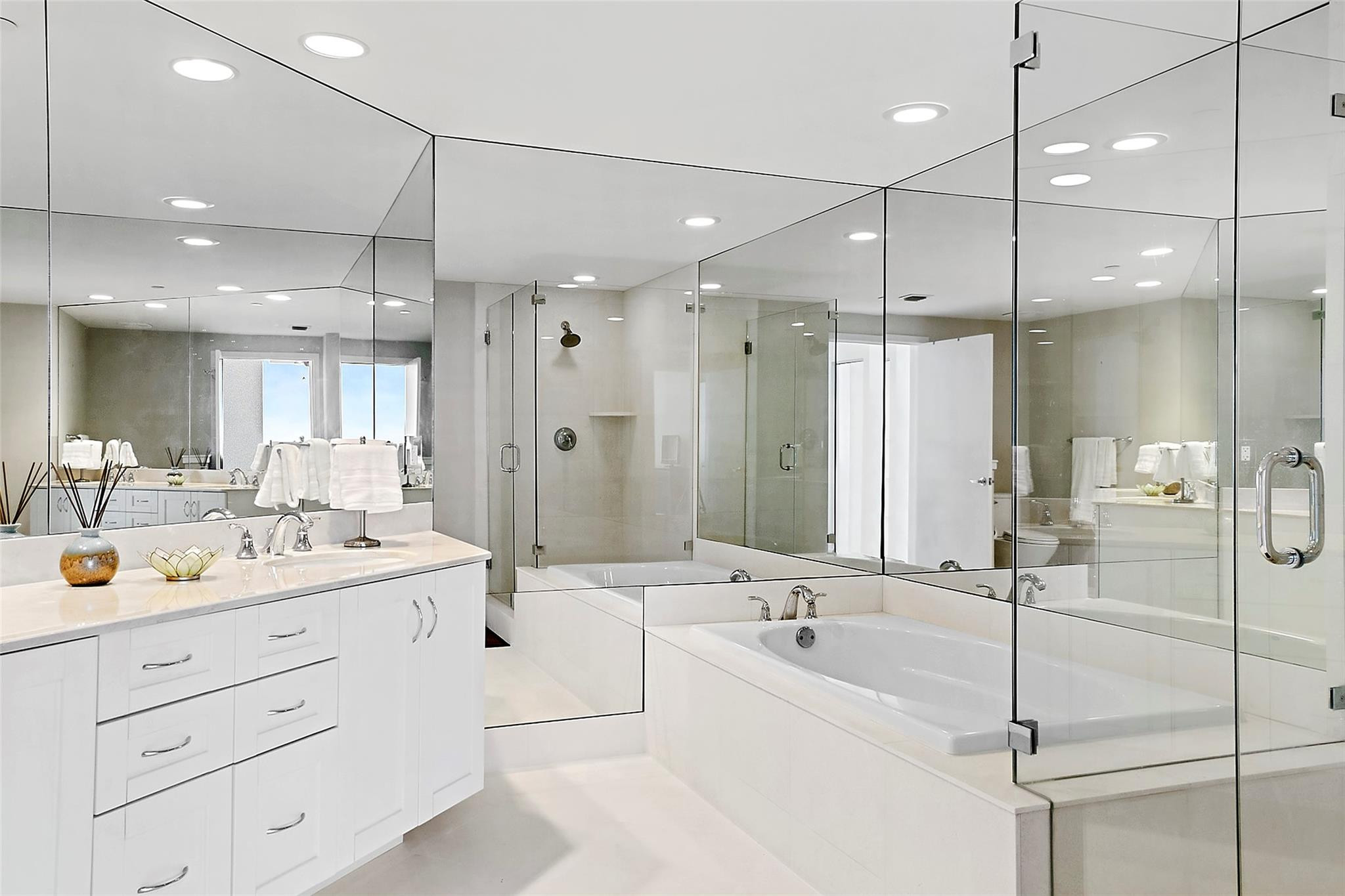2831 N Ocean #801N, Fort Lauderdale FL 33308