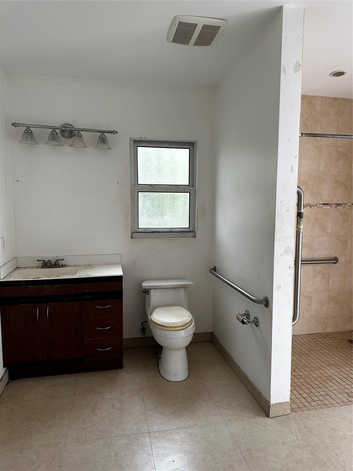 2828 SW 7th, Miami FL 33129